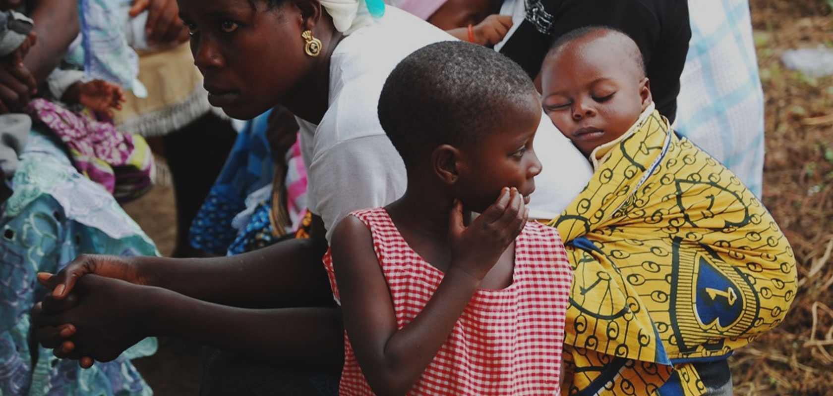 Reducing neonatal mortality by increasing the use of chlorhexidine